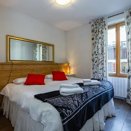 Апартаменты Aux Praz
